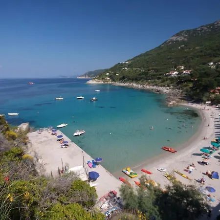 Cala Azzurra شقة